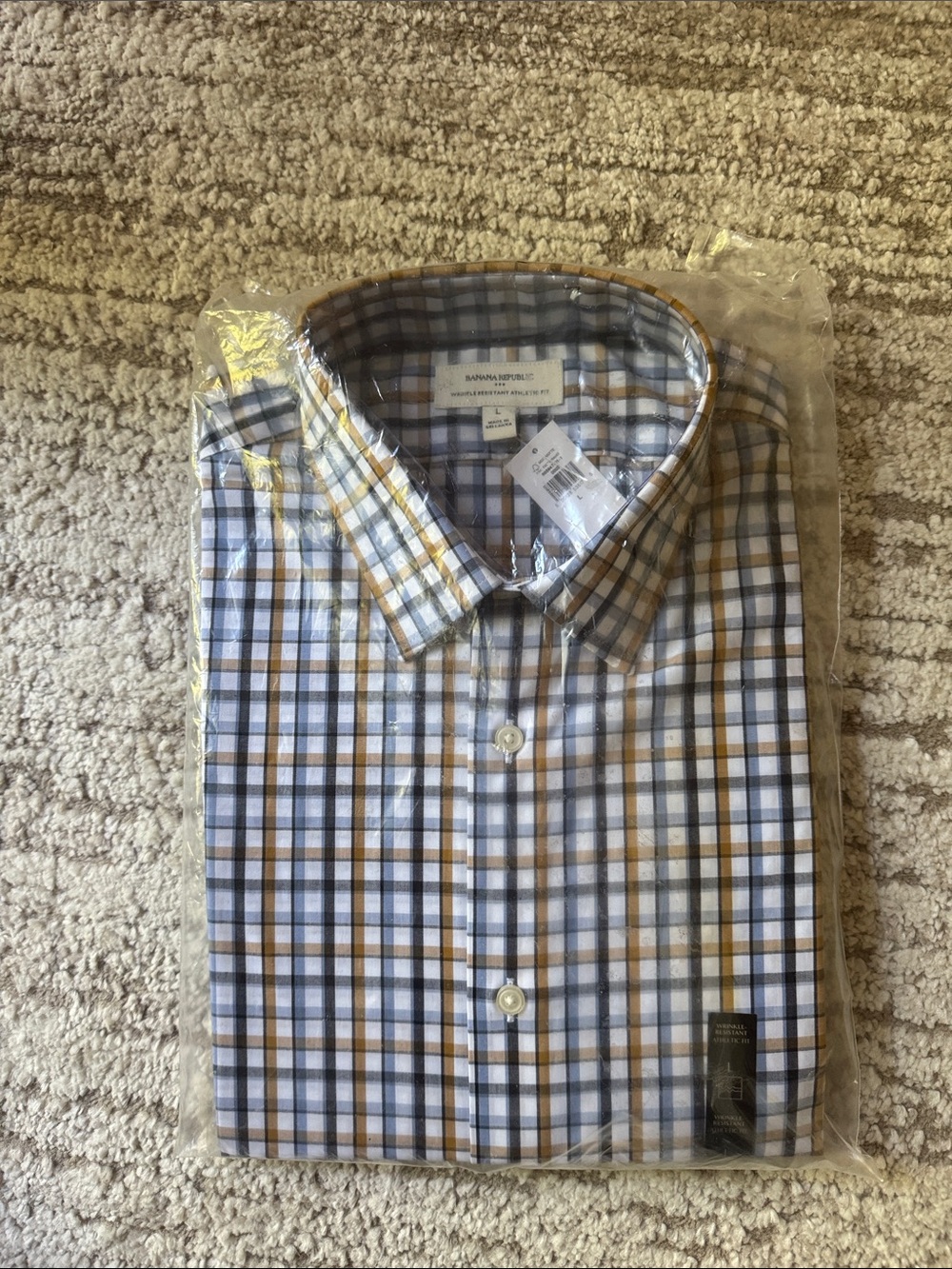 Banana Republic Men’s Blue and Tan Plaid Dress Shirt NWT